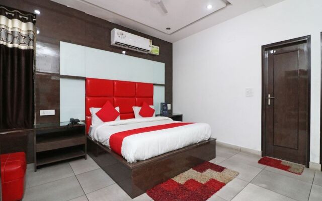 OYO 22977 Hotel Alpine