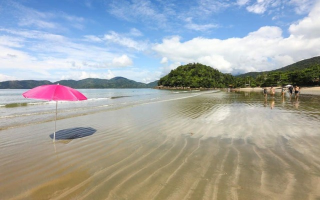 Casa em Ubatuba com Vista para o Mar