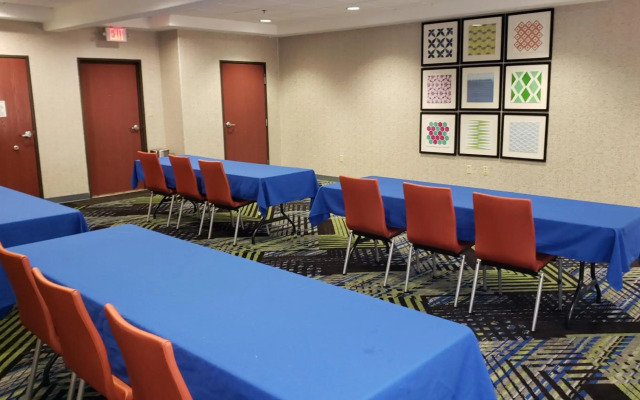 Holiday Inn Express Hotel & Suites Weslaco by IHG