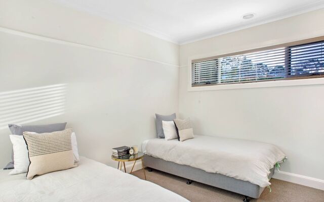 Sofia-Rose and Cottage