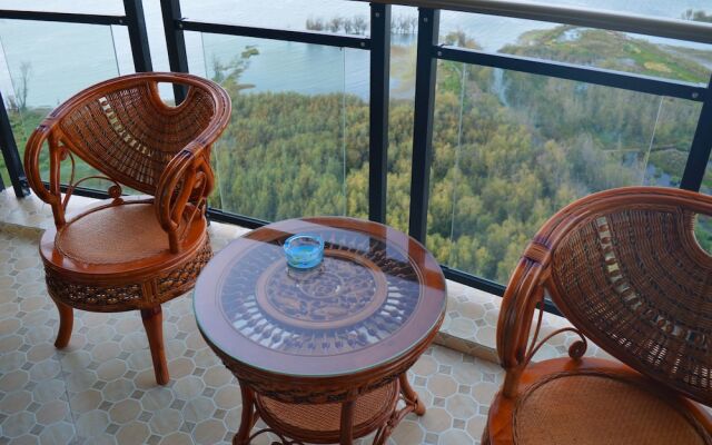 Dali Woju Seaview Hostel