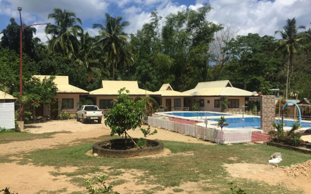 Tay LeLong's Pension House