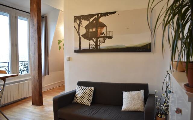Cosy Studio Apartment in Paris 14th