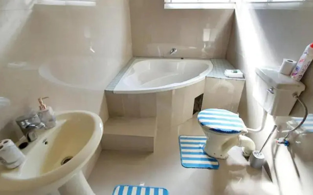 Artem Apartments - Flat 3