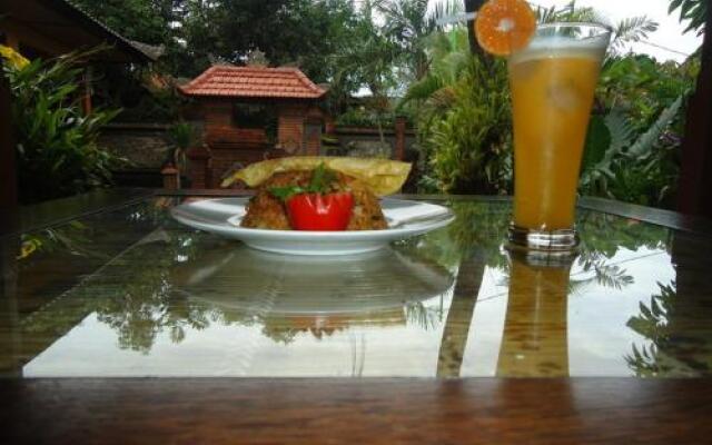 Pondok Oka Homestay