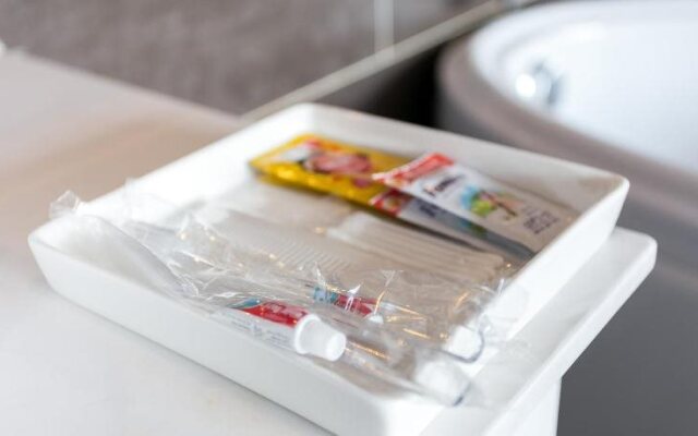 HANZ Friday City View Hotel