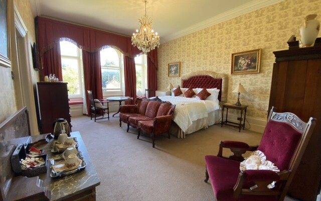 Rossington Hall