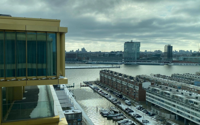 Holiday Inn Express Amsterdam - North Riverside by IHG