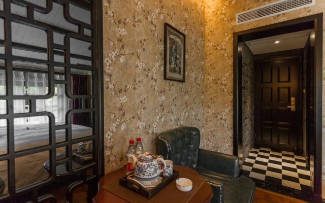 William's Toffee Mansion