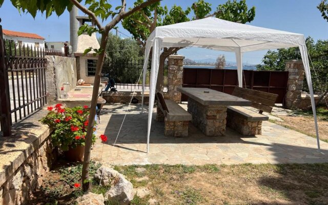 Apartment in Salamina with Garden & Sea view