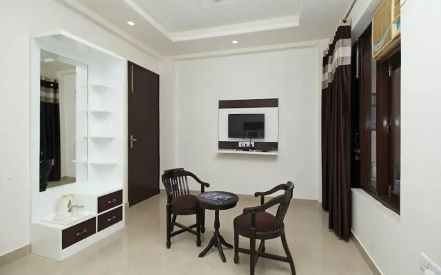 Premium Corporate Suites by OYO Rooms