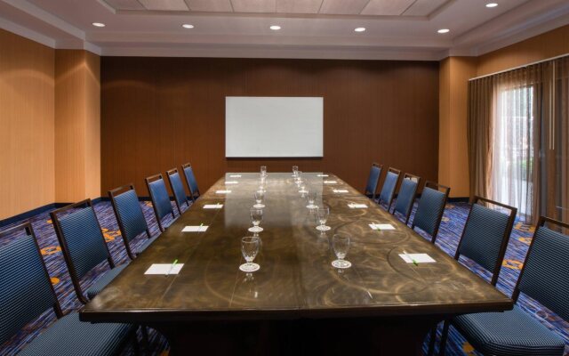 Courtyard by Marriott Newark Silicon Valley