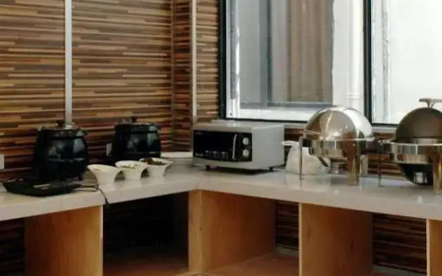 Holiday Inn Nanjing Yingzun Hotel (Nanjing University Xianlin Subway Station)