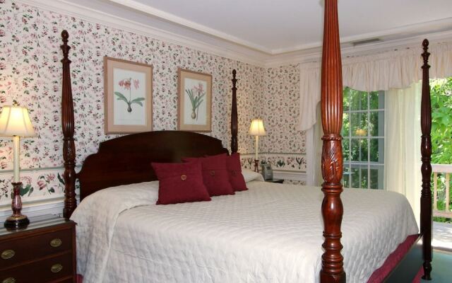 Whalewalk Inn and Spa