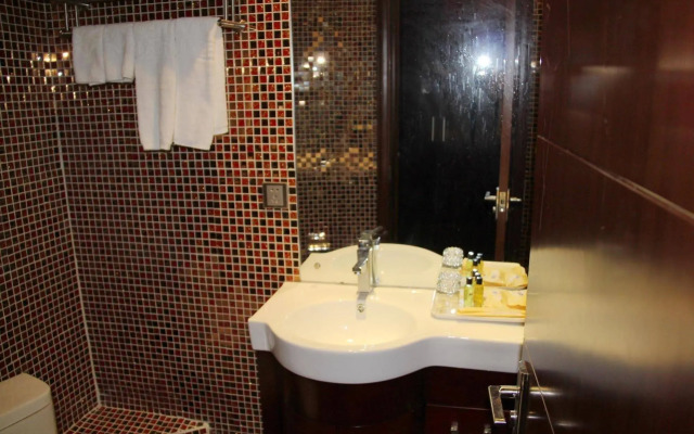 Yading Shanhui Holiday Hotel - Huizhou