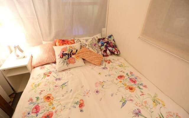 Red Door House Osaka