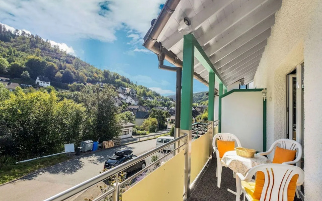 Ruhiges Apartment in Schwalefeld mit Garten