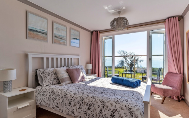 House in Mynytho With Sea & Mountain Views