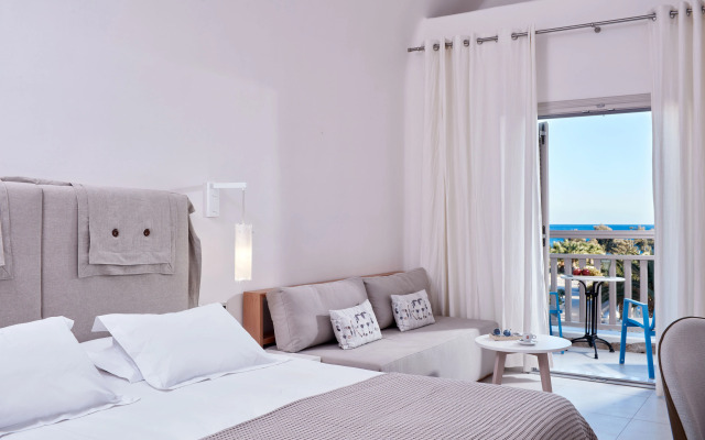 Santo Miramare Resort
