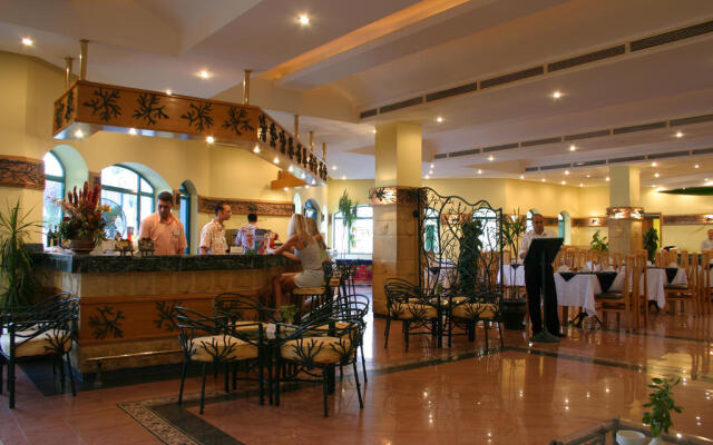 Falcon Hills Hotel