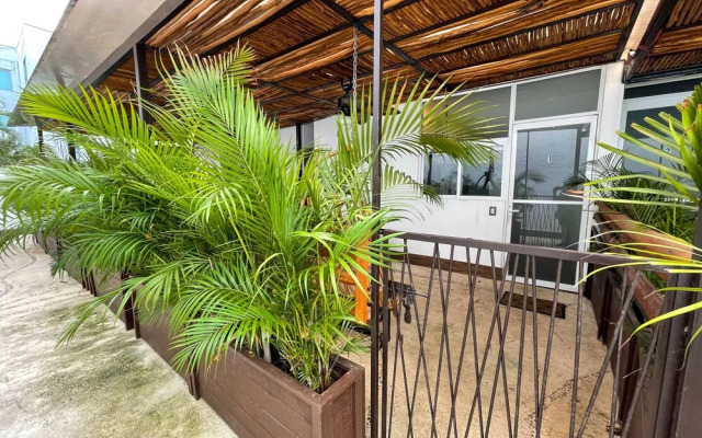 Marvelous Las Palmas Apartments Pool