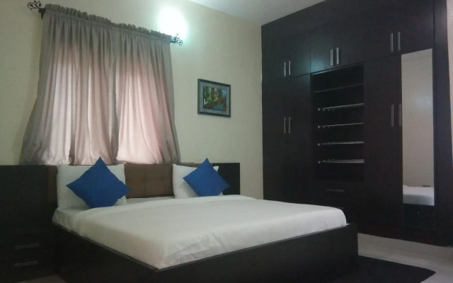 Orchid Suite & Apartment