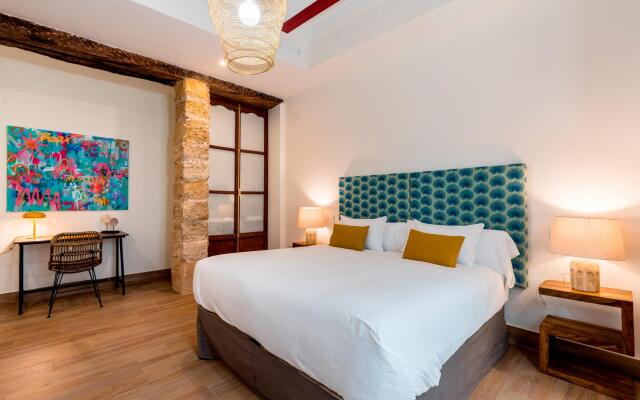 Magnificent 4 bedroom apartment in Cadiz center. San Antonio V