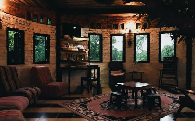 Han Thar Gardens Hotel and Restaurant