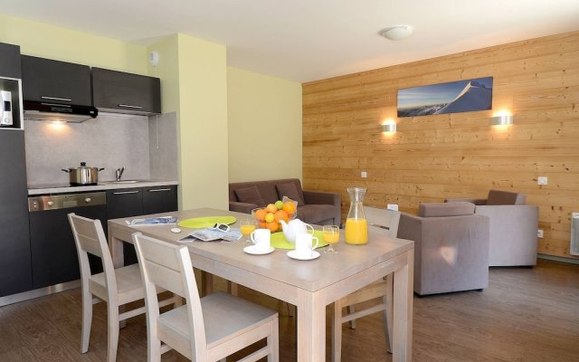 Nice Apartment With a Dishwasher in the Center of Vaujany