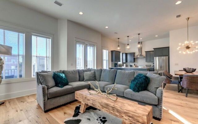 Just Beachy by Five Star Properties