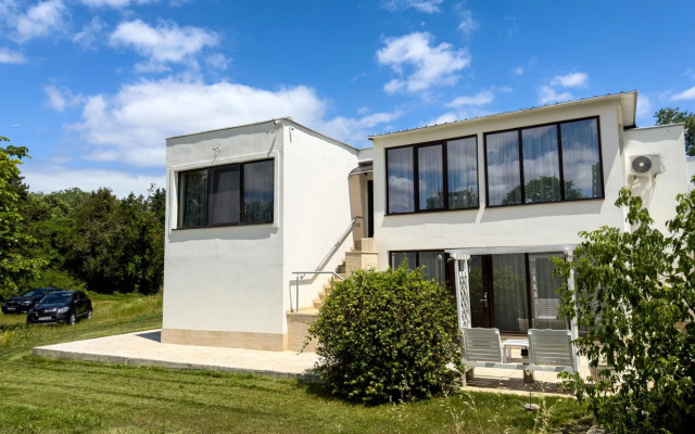 Avenue Venus - Avenue Hotels