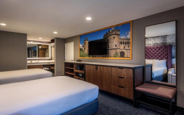 Anaheim Camelot Inn & Suites