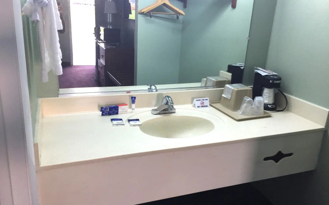 Americas Best Value Inn Manchester, TN