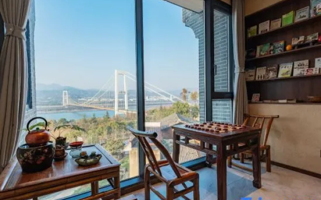 Shi Yunjian Homestay (Three Gorges Dam Tourist Area)