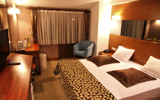Kilpa Hotel