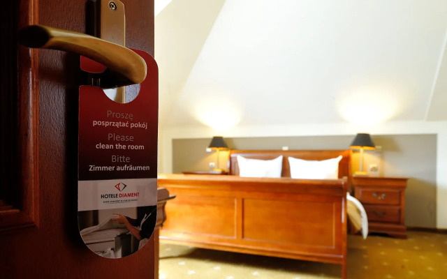 Hotel Diament Arsenal Palace Katowice/Chorzów