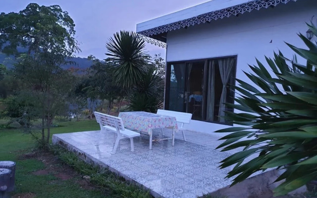 I Din Klin Daow Resort Khowkho