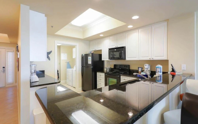 Harbor Landing B0402