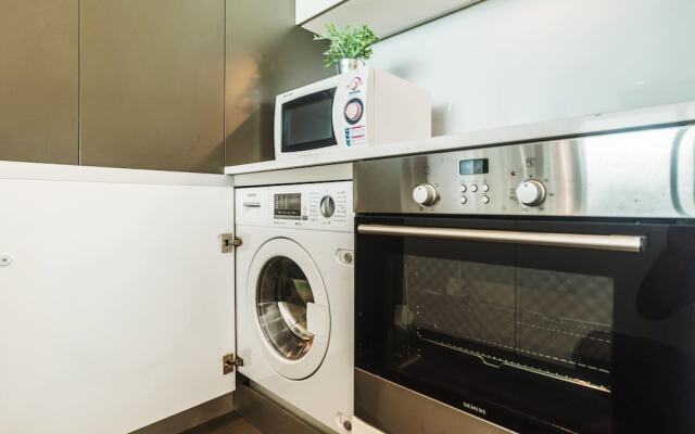 The River Sathorn By Favstay