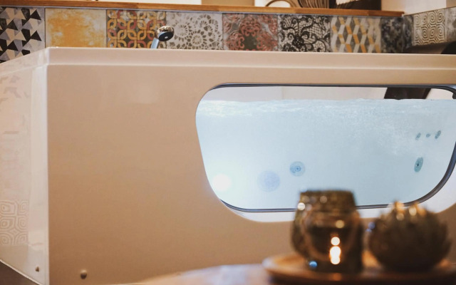 Stilvolles City-Loft mit privatem Whirlpool