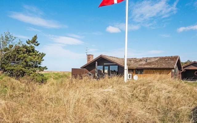 6 Person Holiday Home in Romo