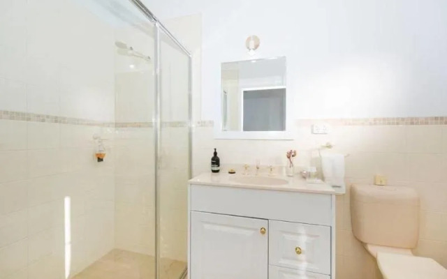 Peppertree Hill Luxury Farm Accommodation