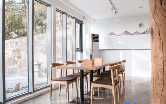 Qingdao Qigu Abalone Island No.85 Homestay