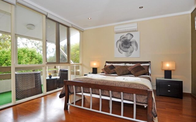 Park Vista Executive Apartments