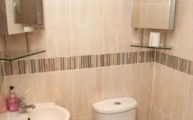 Spectacular & Central Garden Apartment 1 Bedroom