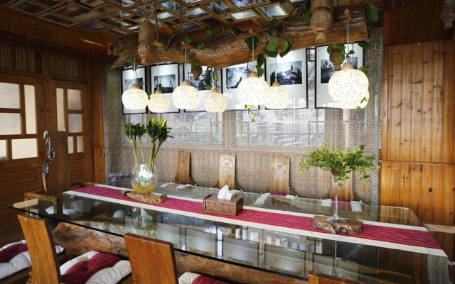 LongJi One Art Hotel