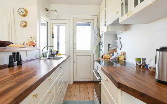 Chic Holiday Home in Hovedstaden near Sea