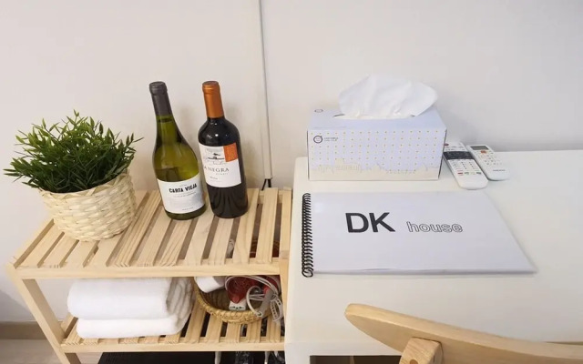 DK House