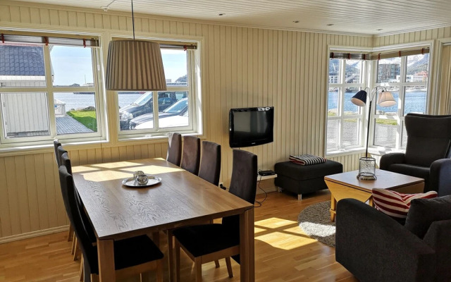 Rorbuene Svolvær Havn