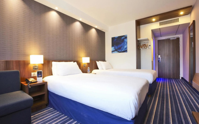 Holiday Inn Express Marseille Airport by IHG